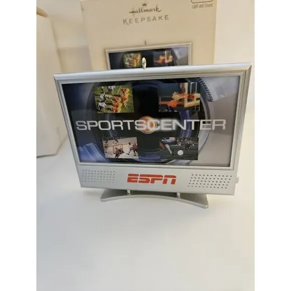 Lot of 3 Hallmark Keepsake ESPN Ornaments, 2007, 2008, 2009 - Picture 6 of 6